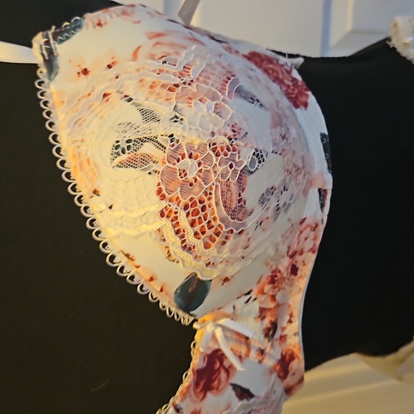 ⛄️ BRA and Panties set - Picture 2 of 13